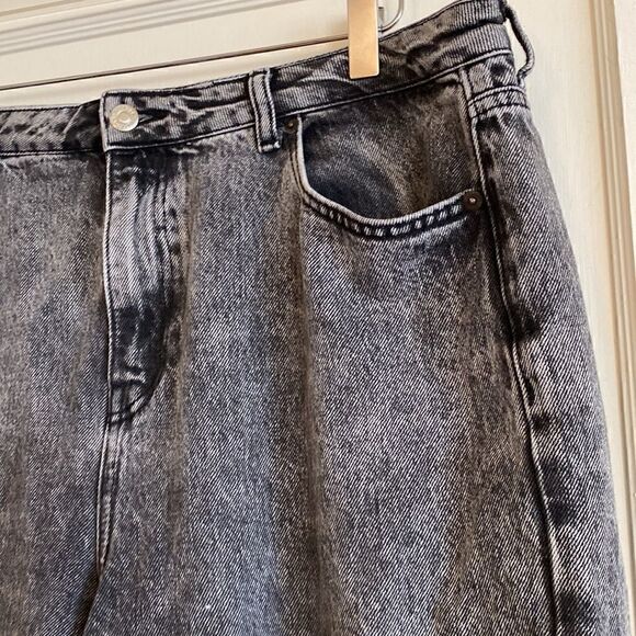 TopShop Black Distressed Mom Jeans Size T36 - Picture 4 of 12